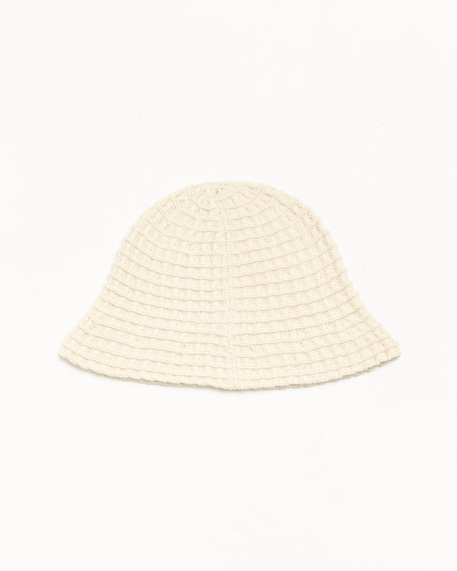 WAFFLE KNIT BUCKET HAT