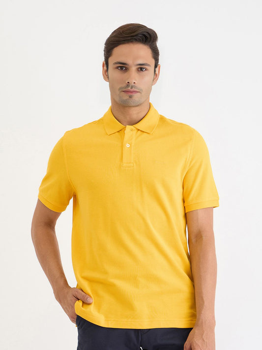 GANT Men Solid Polo Collar Polo T-Shirt