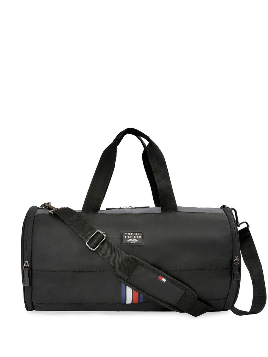 Tommy Hilfiger Medium Sports or Gym Duffel Bag