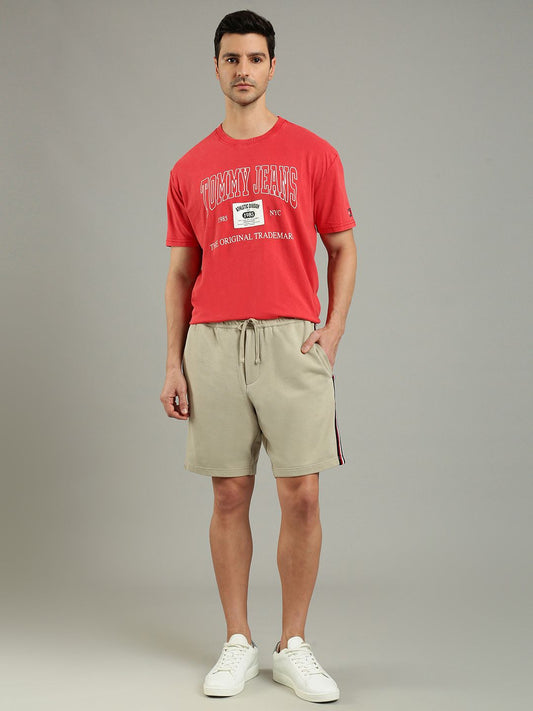 Tommy Hilfiger Men Striped Fashion Regular Fit Mid-Rise Cotton Shorts