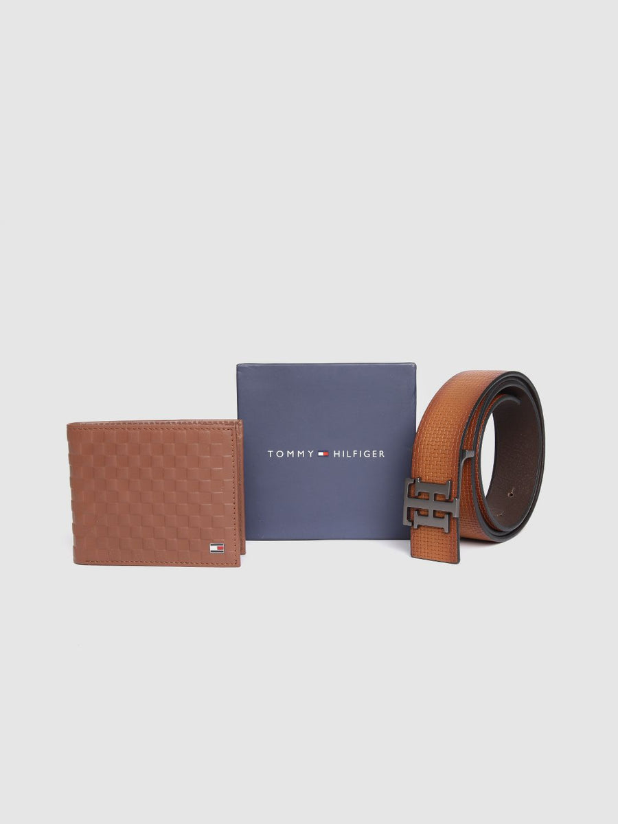 Tommy Hilfiger Men Wallet & Belt Set