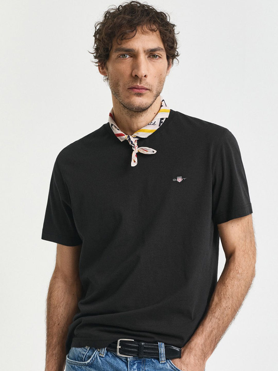 Gant Men Black Solid Regular Fit Shield T-Shirt