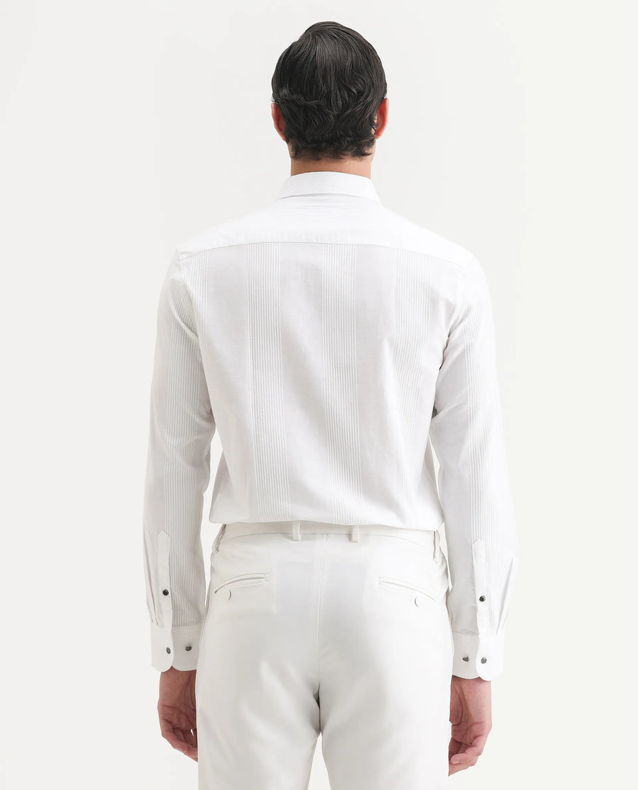 Rare Rabbit Men's Lurtz-1 White Cotton Striped Print Tailored Fit Full Sleeve Spread Collar Shirt