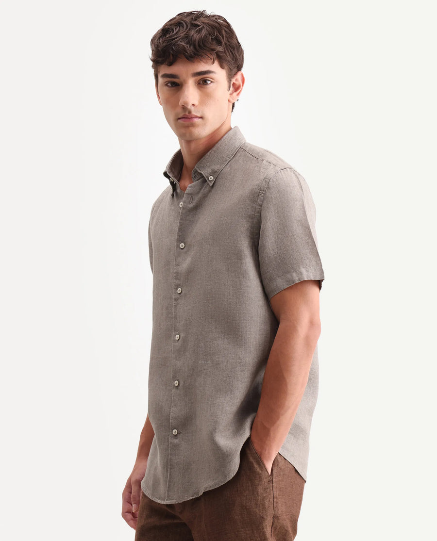 Rare Rabbit Men's Brisbane Ss Brown 100% Linen Plain Regular Fit Half Sleeve Collared Shirt