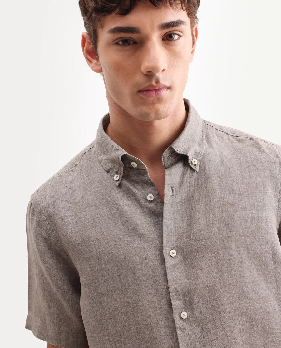 Rare Rabbit Men's Brisbane Ss Brown 100% Linen Plain Regular Fit Half Sleeve Collared Shirt