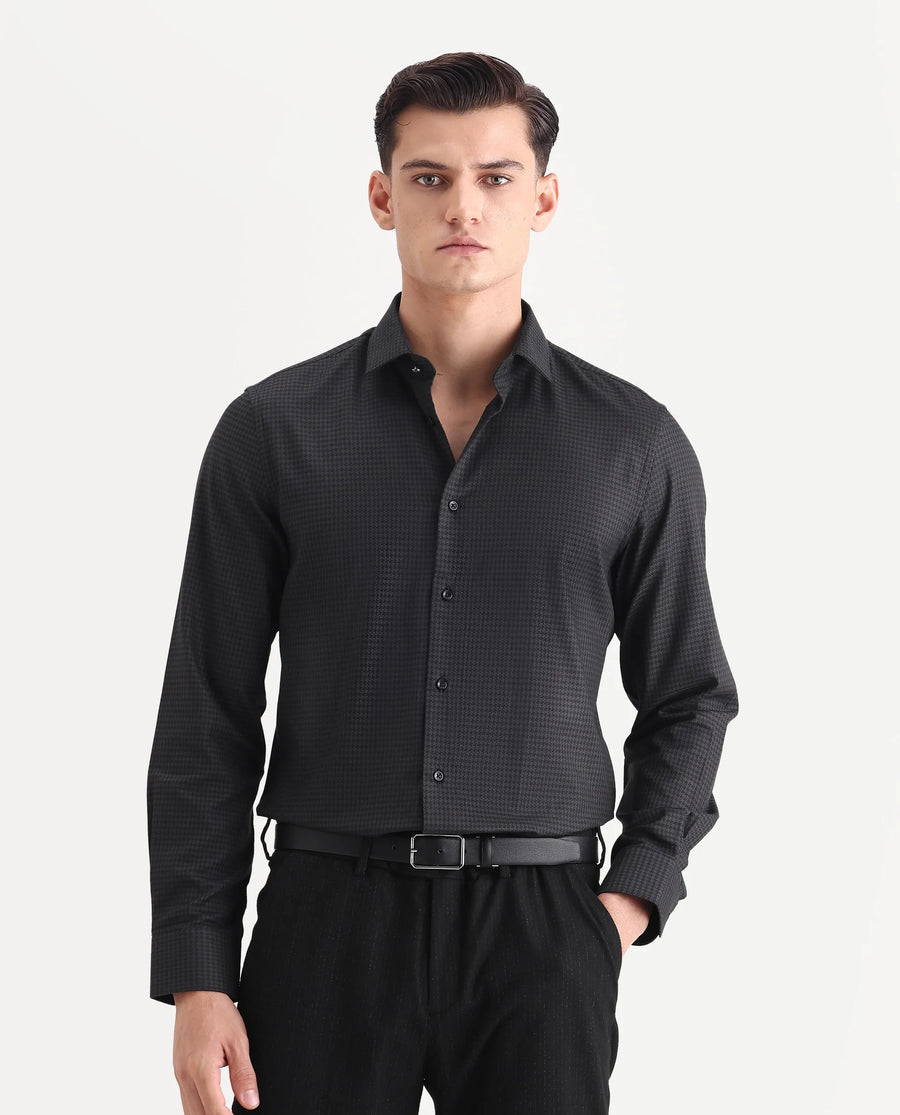 Rare Rabbit Men's Rapid-25 Black Cotton Fabric Collared Neck Regular Fit Checks Shirt