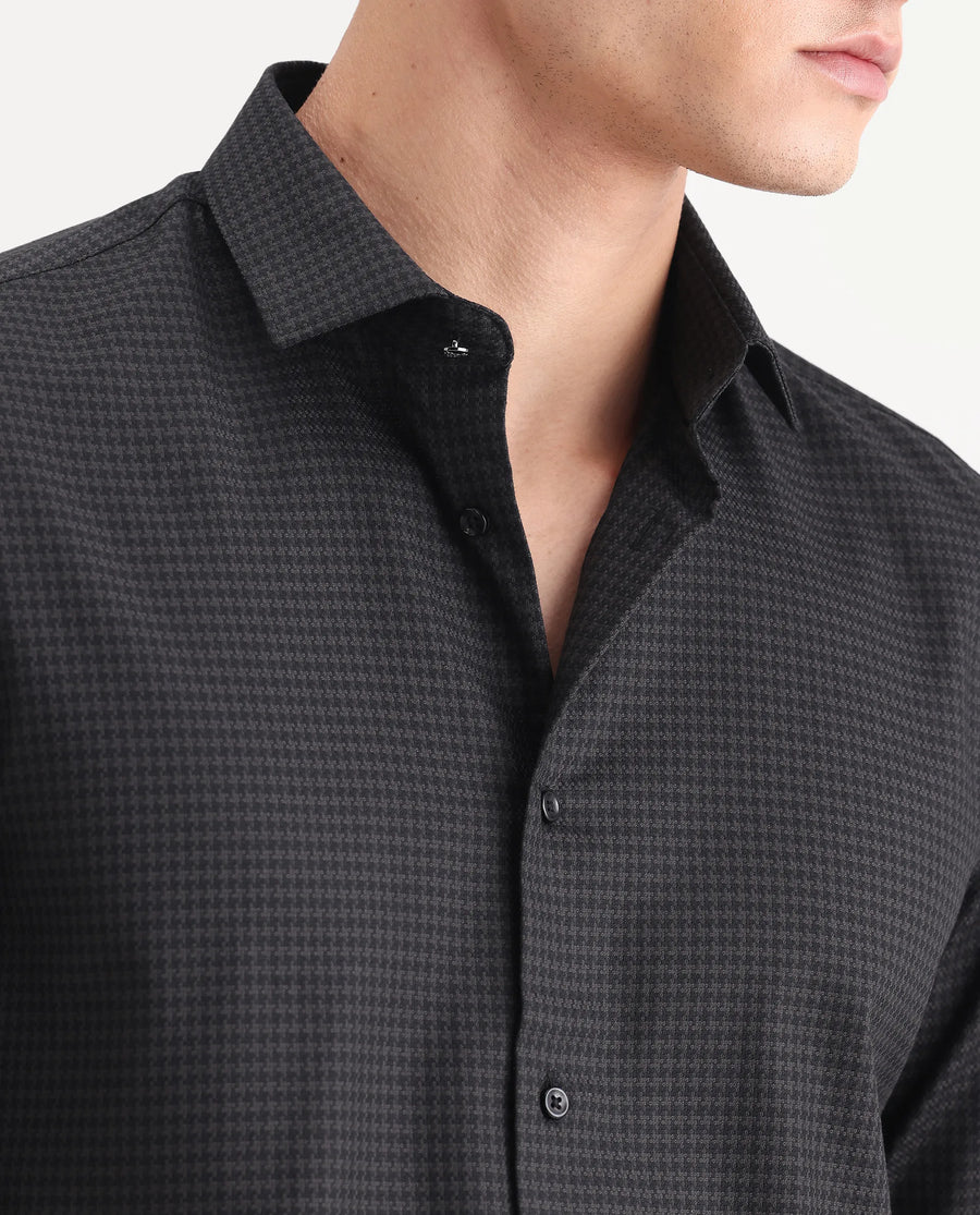 Rare Rabbit Men's Rapid-25 Black Cotton Fabric Collared Neck Regular Fit Checks Shirt
