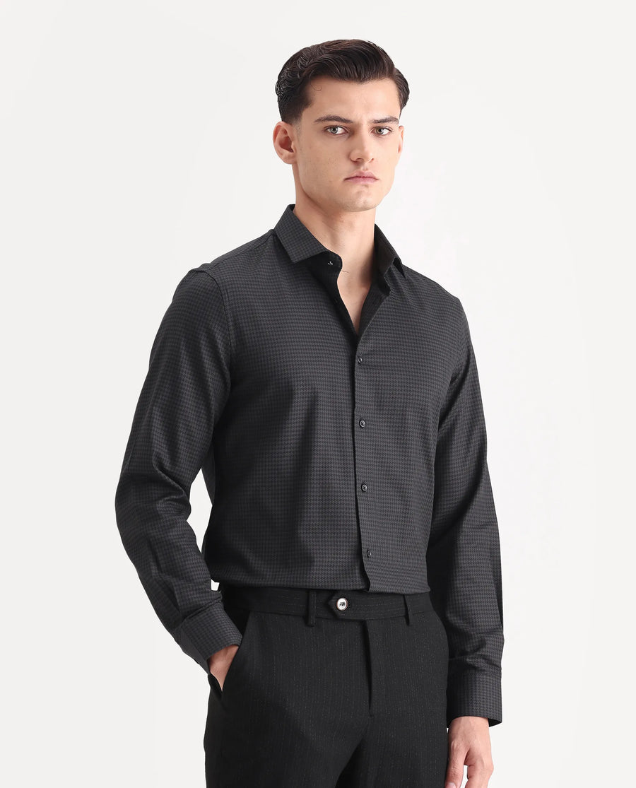 Rare Rabbit Men's Rapid-25 Black Cotton Fabric Collared Neck Regular Fit Checks Shirt