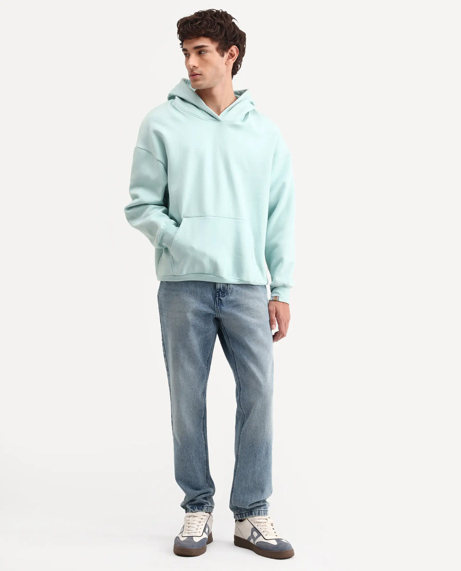 Rare Rabbit Men's Rokk Light Blue Cotton Blend Fabric Shank And Zipper Kurt Carrot Plain Jeans