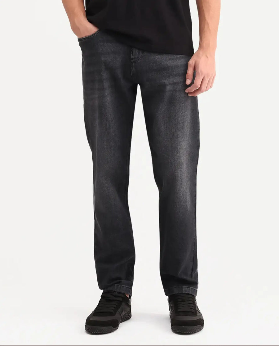 Rare Rabbit Men's Tova Dark Grey Cotton Fabric Shank And Zipper Kurt Carrot Fit Plain Jeans