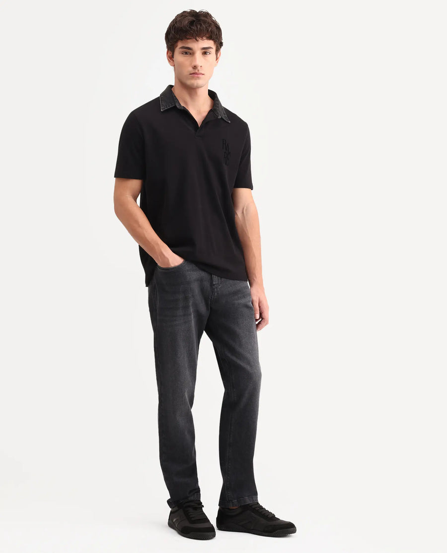 Rare Rabbit Men's Tova Dark Grey Cotton Fabric Shank And Zipper Kurt Carrot Fit Plain Jeans