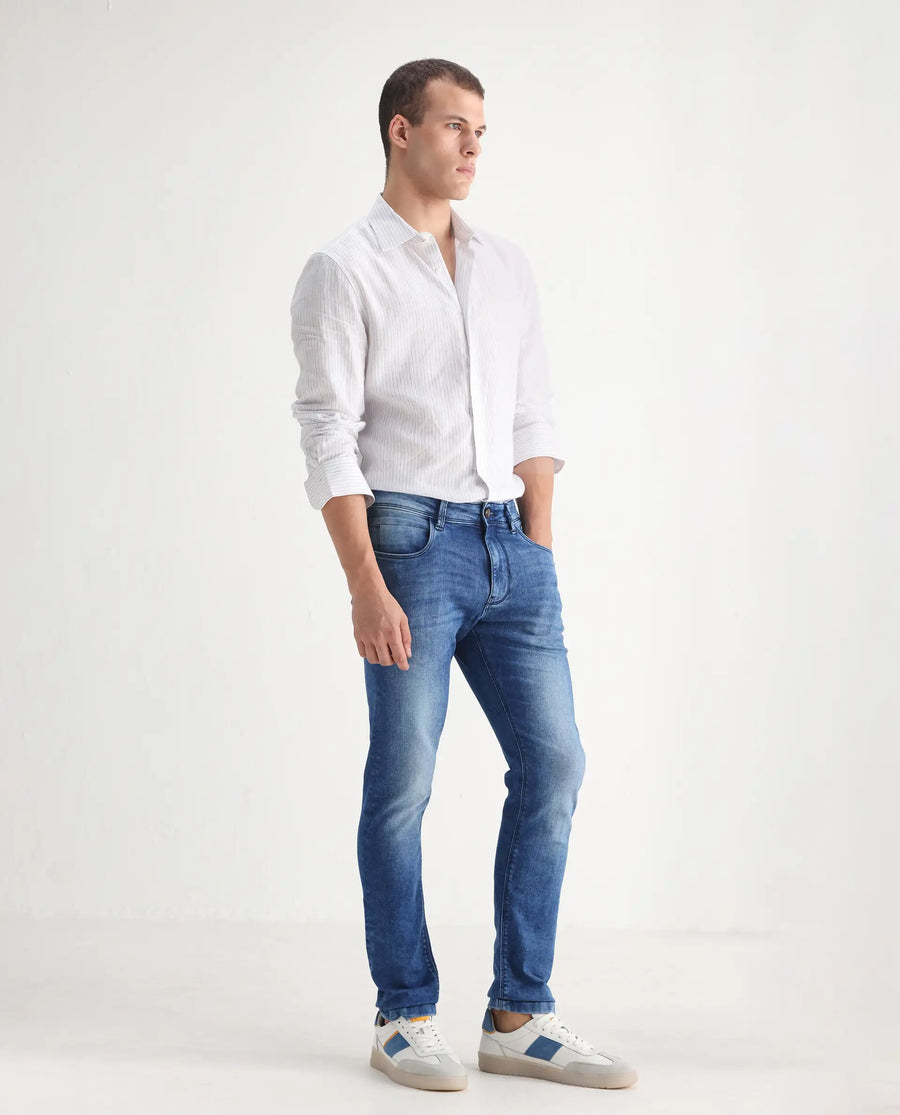 Rare Rabbit Men's Arbok Blue Cotton Plain Hawk Slim Fit Jeans