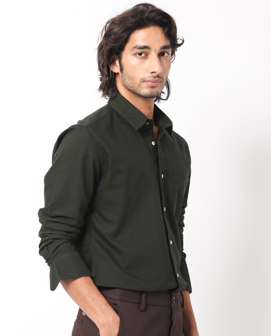 Rare Rabbit Men's Auxfo Dark Green Cotton Plain Regular Fit Full Sleeve Button-Down Collar Shirt