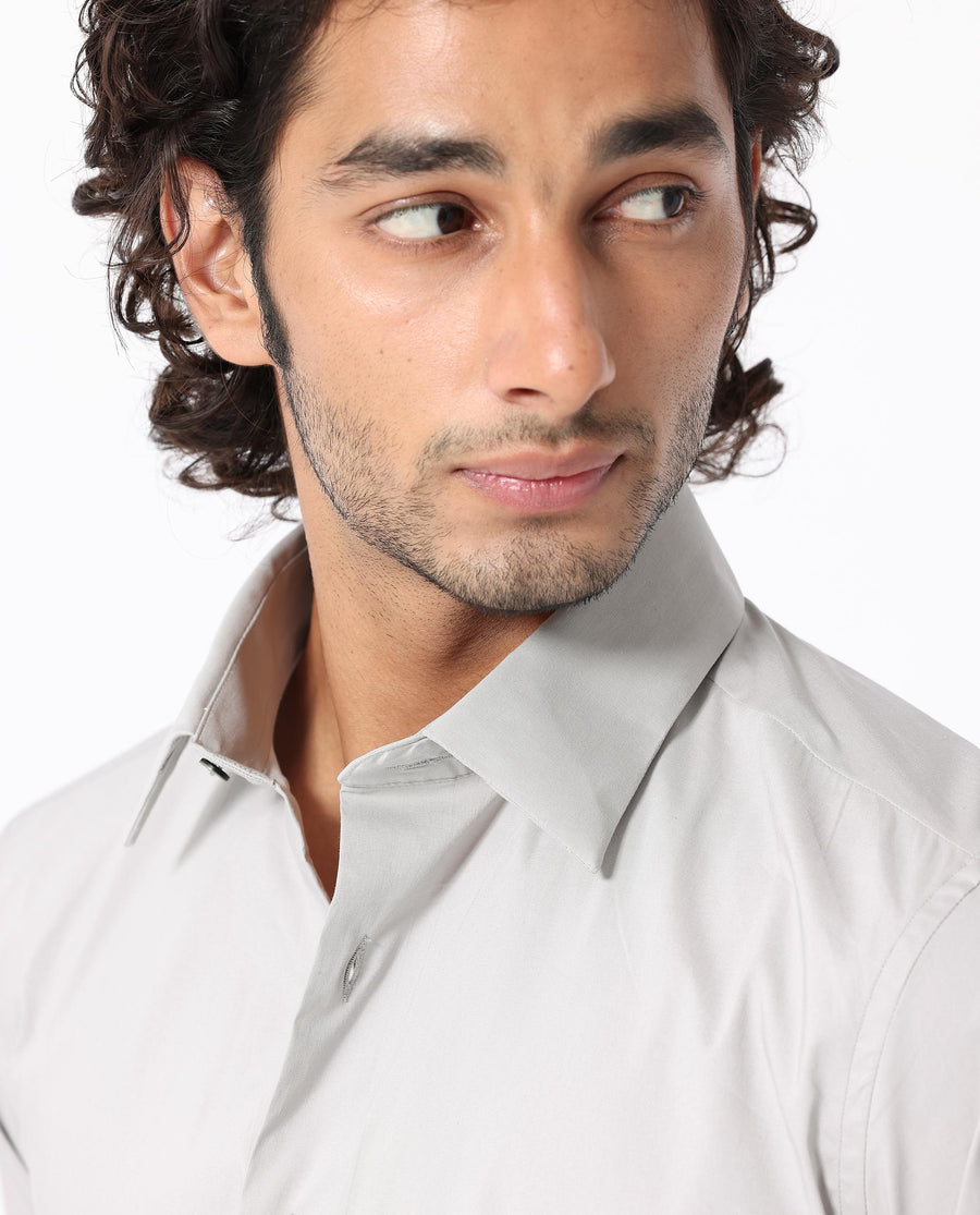 Rare Rabbit Men's Benedict Light Grey Cotton Plain Regular Fit Full Sleeve Collared Shirt