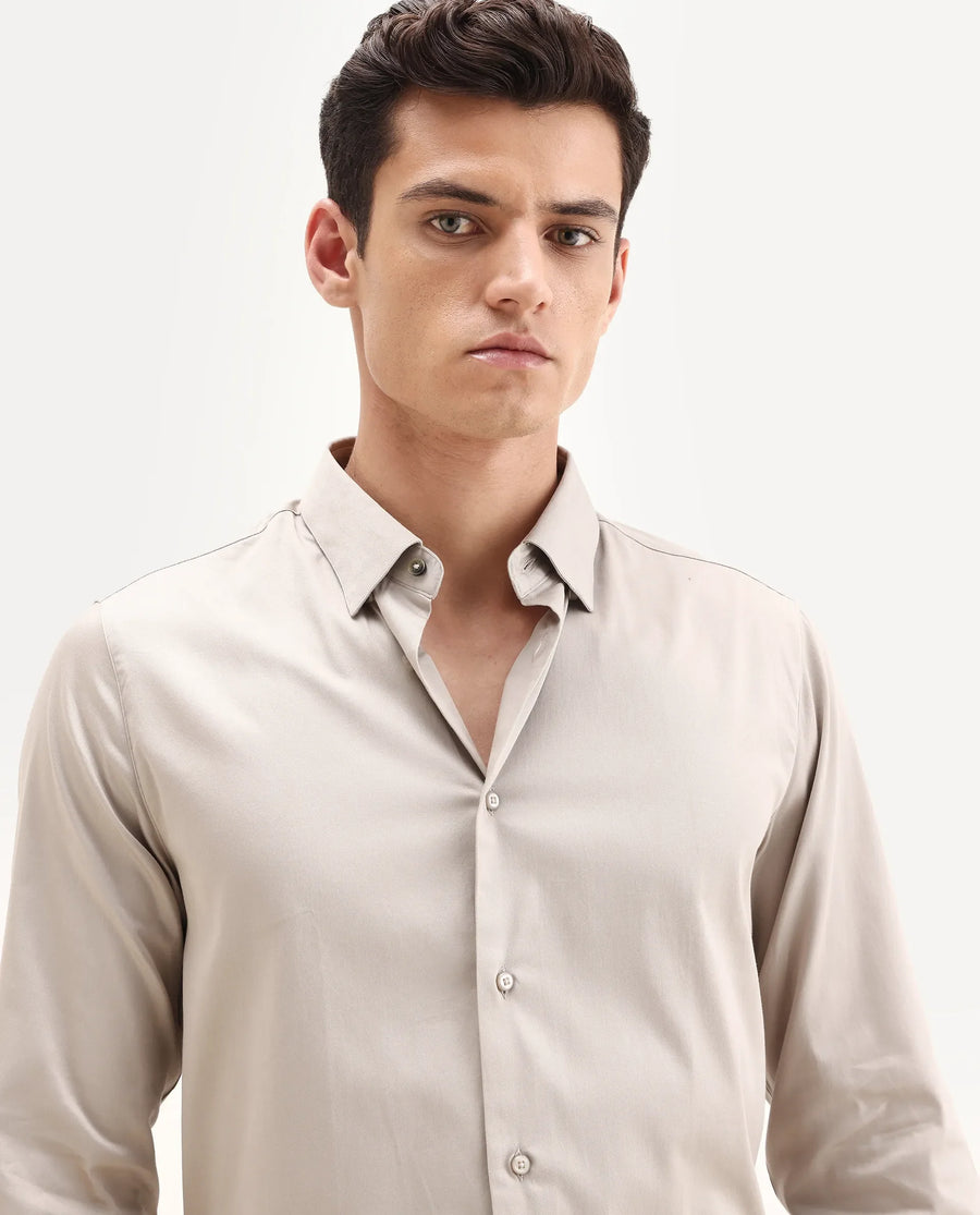 Rare Rabbit Men's Como-25 Light Beige Cotton Blend Plain Regular Fit Full Sleeve Collared Shirt