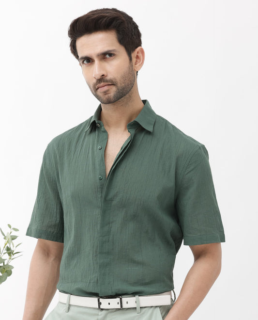 Rare Rabbit Men's Crinkle Ss Dusky Green Cotton Plain Boxy Fit Half Sleeve Collared Shirt