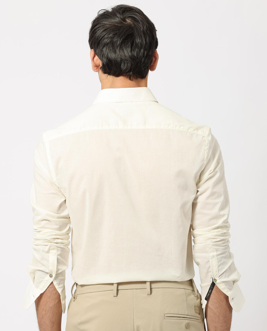 Rare Rabbit Men's Flees White Cotton Plain Regular Fit Full Sleeve Collared Shirt