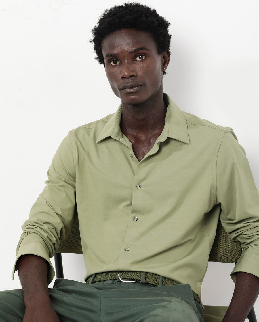 Rare Rabbit Men's Flyknit Pastel Green Cotton Plain Regular Fit Full Sleeve Collared Shirt