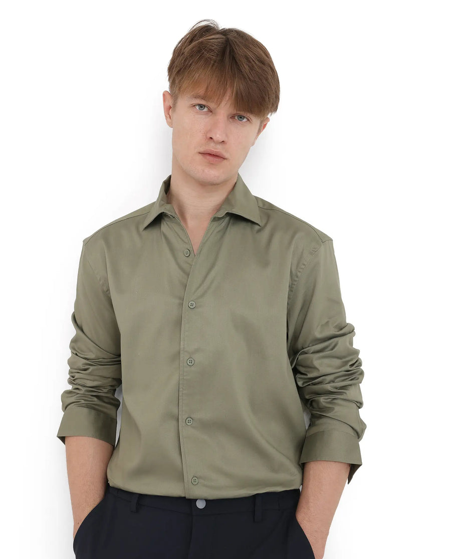 Rare Rabbit Men's Fury Dusky Green Cotton Plain Relaxed Fit Full Sleeve Collared Shirt