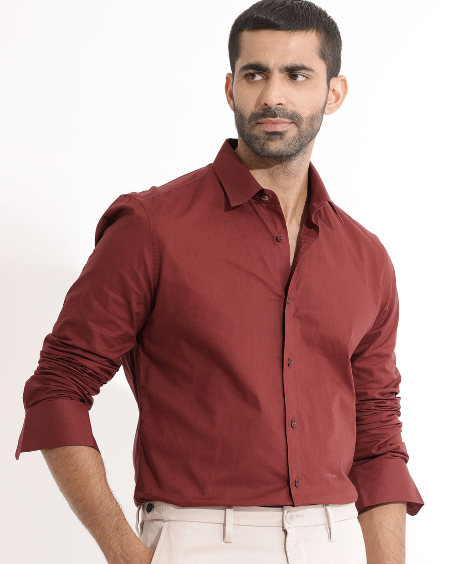 Rare Rabbit Men's Fullslee Maroon Cotton Plain Tailored Fit Full Sleeve Collared Shirt