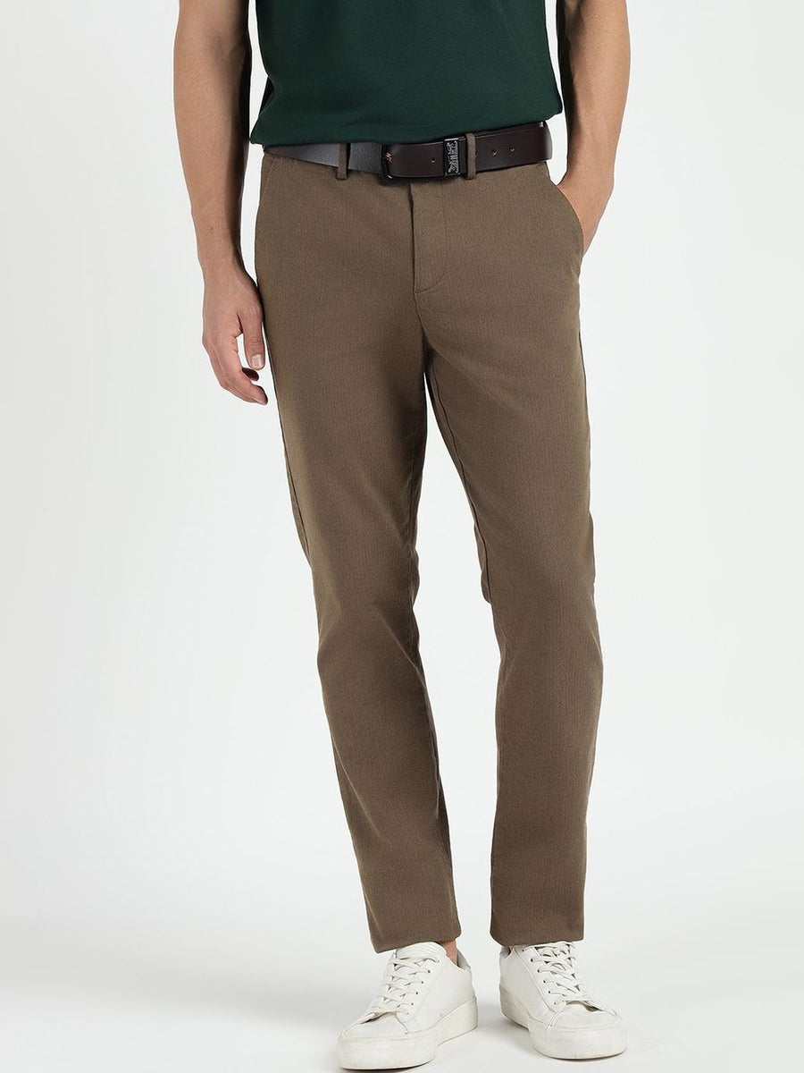 GANT Men Solid Mid-Rise Relaxed Slim Fit Trousers
