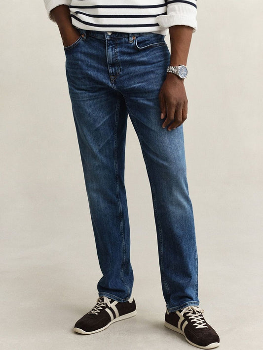 Gant Men Navy Blue Solid Stretchable Regular Fit Jeans