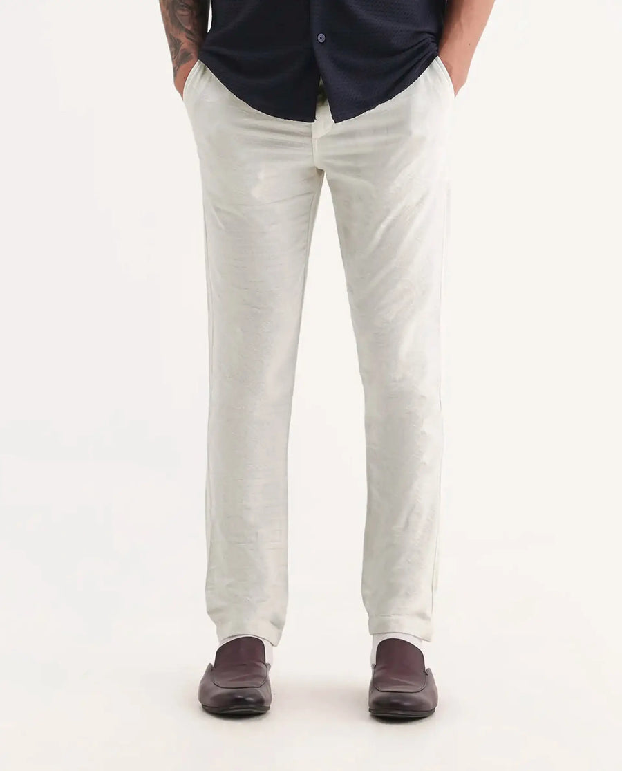 Rare Rabbit Men Jeck-Aw25 White Cotton Fabric Button And Zip Closure Closure Jacquard Trouser