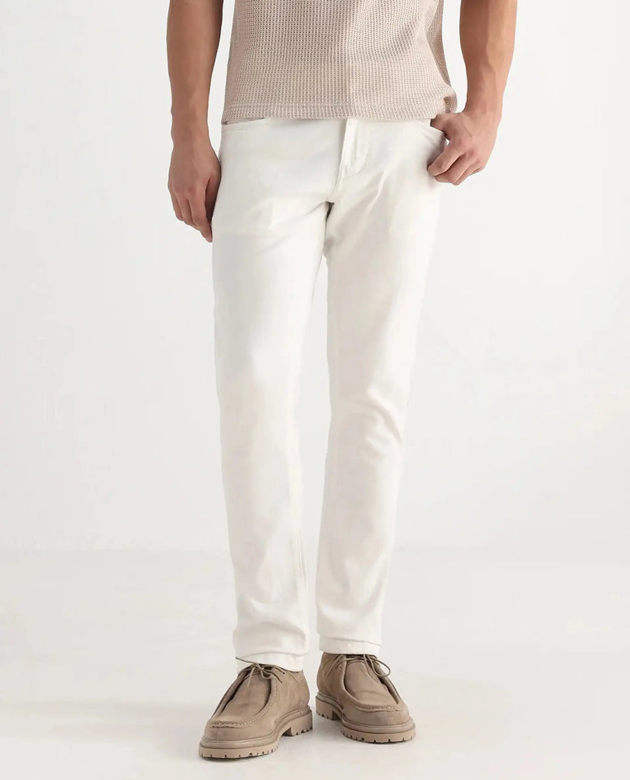 Rare Rabbit Men's Safi White Cotton Blend Plain Hawk Slim Fit Jeans