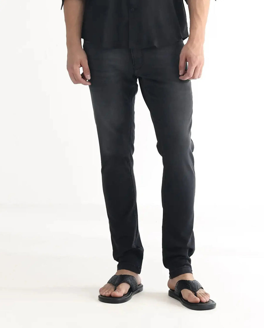 Rare Rabbit Men's Tours Black Cotton Plain Hawk Slim Fit Jeans