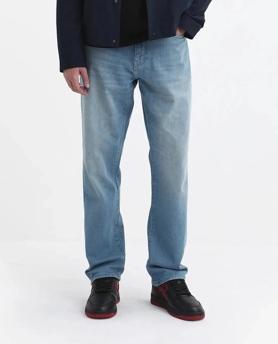 Rare Rabbit Men's Vlad-D Blue Cotton Blend Plain Kurt Carrot Fit Jeans