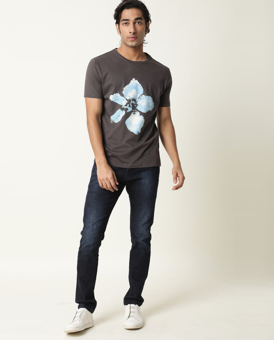 Rare Rabbit Men's Floas Grey Cotton Graphic Print Slim Fit Half Sleeve Crew Neck T-Shirt