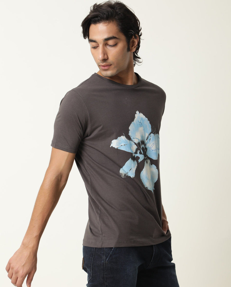 Rare Rabbit Men's Floas Grey Cotton Graphic Print Slim Fit Half Sleeve Crew Neck T-Shirt