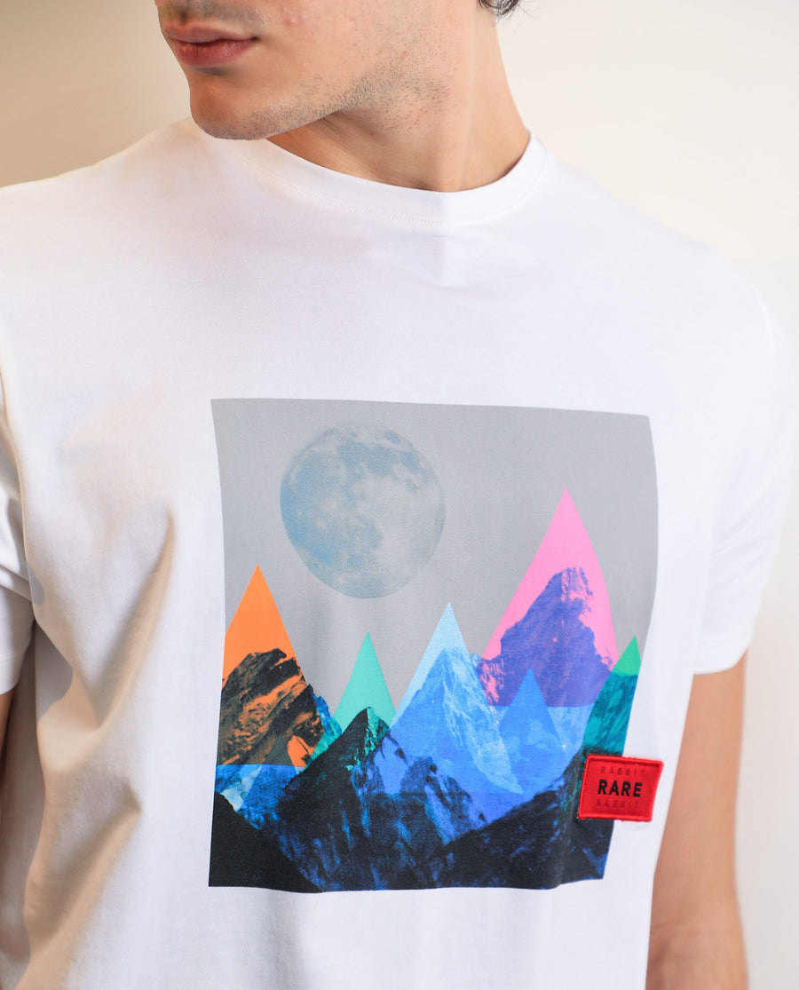 Rare Rabbit Men's Oden White Cotton Graphic Print Slim Fit Half Sleeve Crew Neck T-Shirt