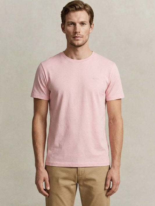 Gant Men Pink Solid Regular Fit Pique T-Shirt
