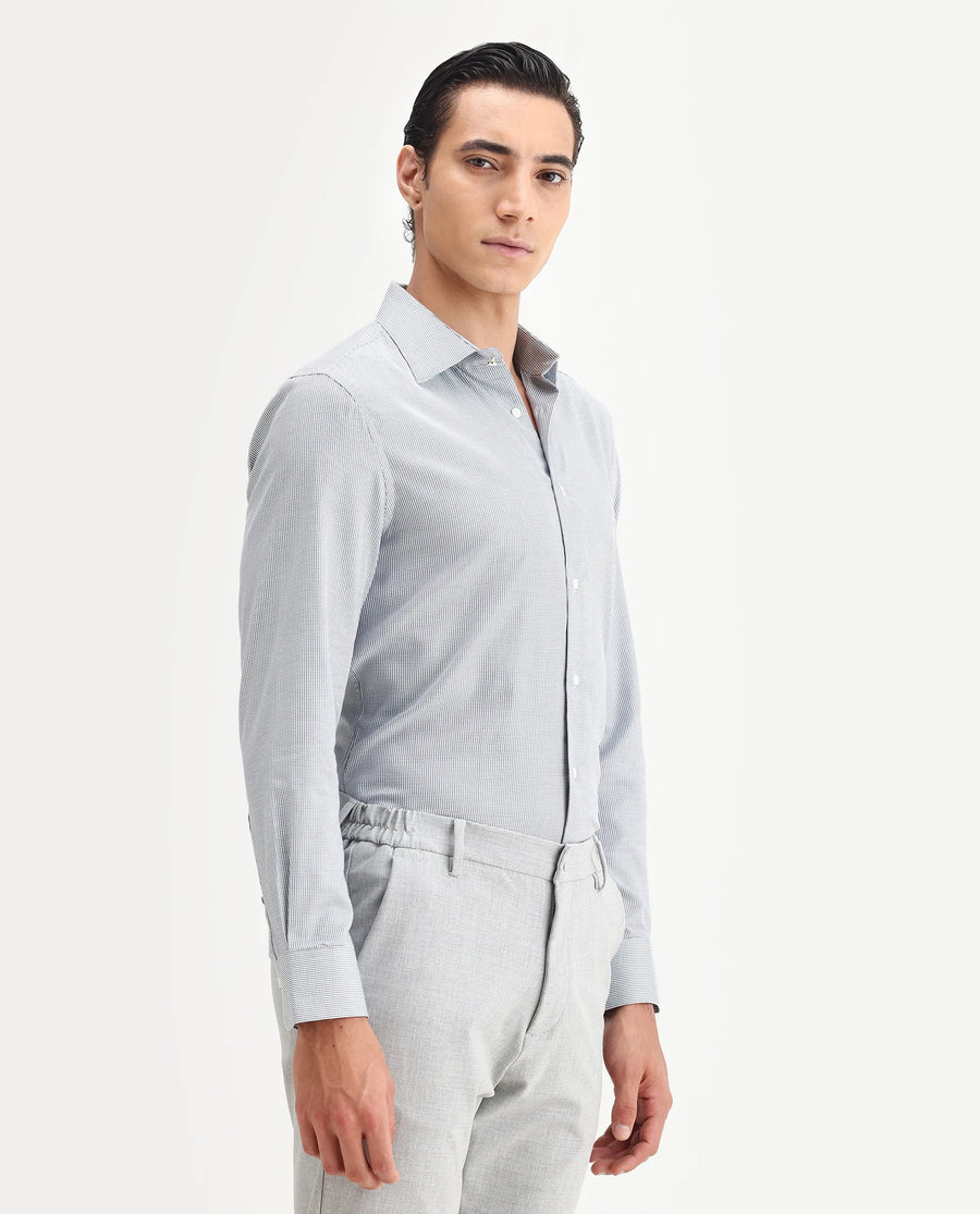 Rare Rabbit Men's Jnby Green Cotton Plain Regular Fit Full Sleeve Collared Shirt