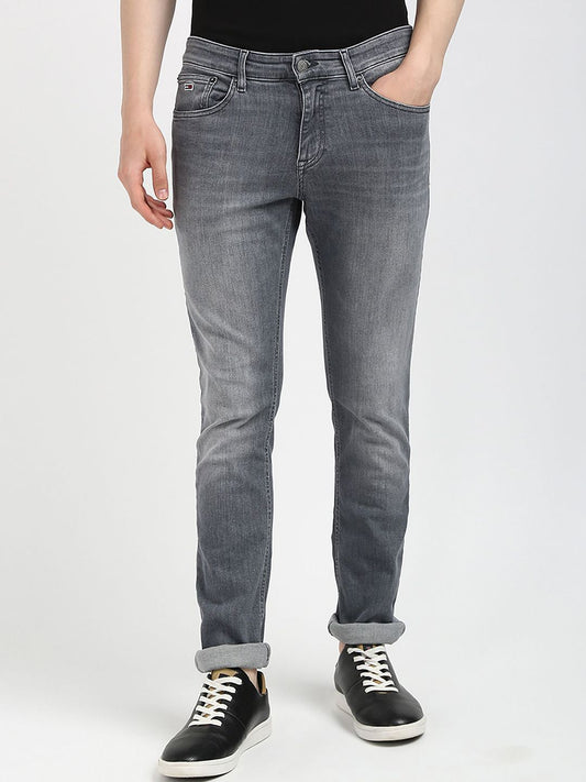 Tommy Hilfiger Men Heavy Fade Mid-Rise Jeans