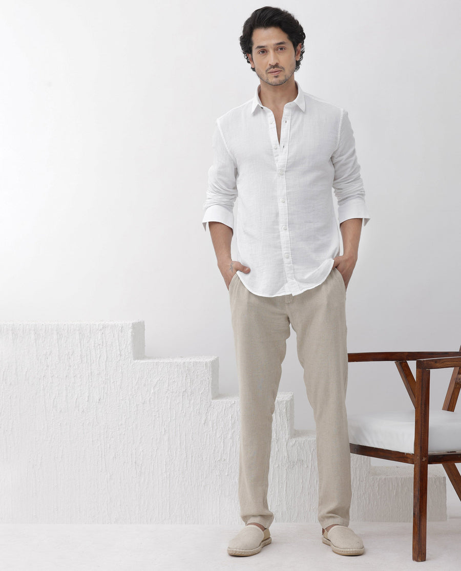 Rare Rabbit Men's Layerr Dusky White Cotton Plain Regular Fit Full Sleeve Collared Shirt