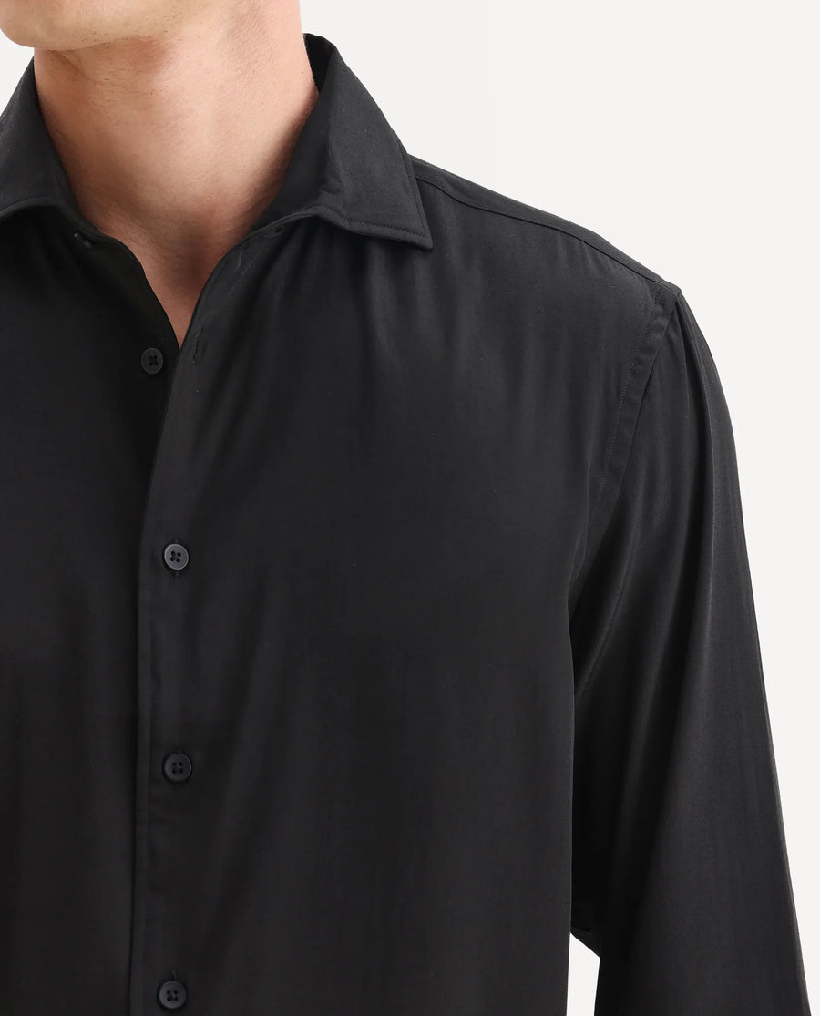 Rare Rabbit Men's Lupo Black Polyester Blend Plain Regular Fit Full Sleeve Collared Shirt