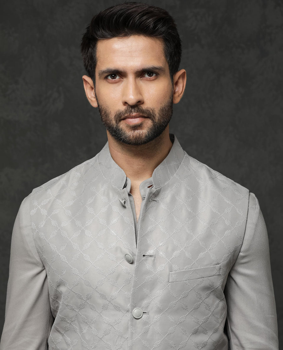 Rare Rabbit Men's Medo Kpb Grey Viscose Embroidered Regular Fit Full Sleeve Mandarin Collar Kurta Suit