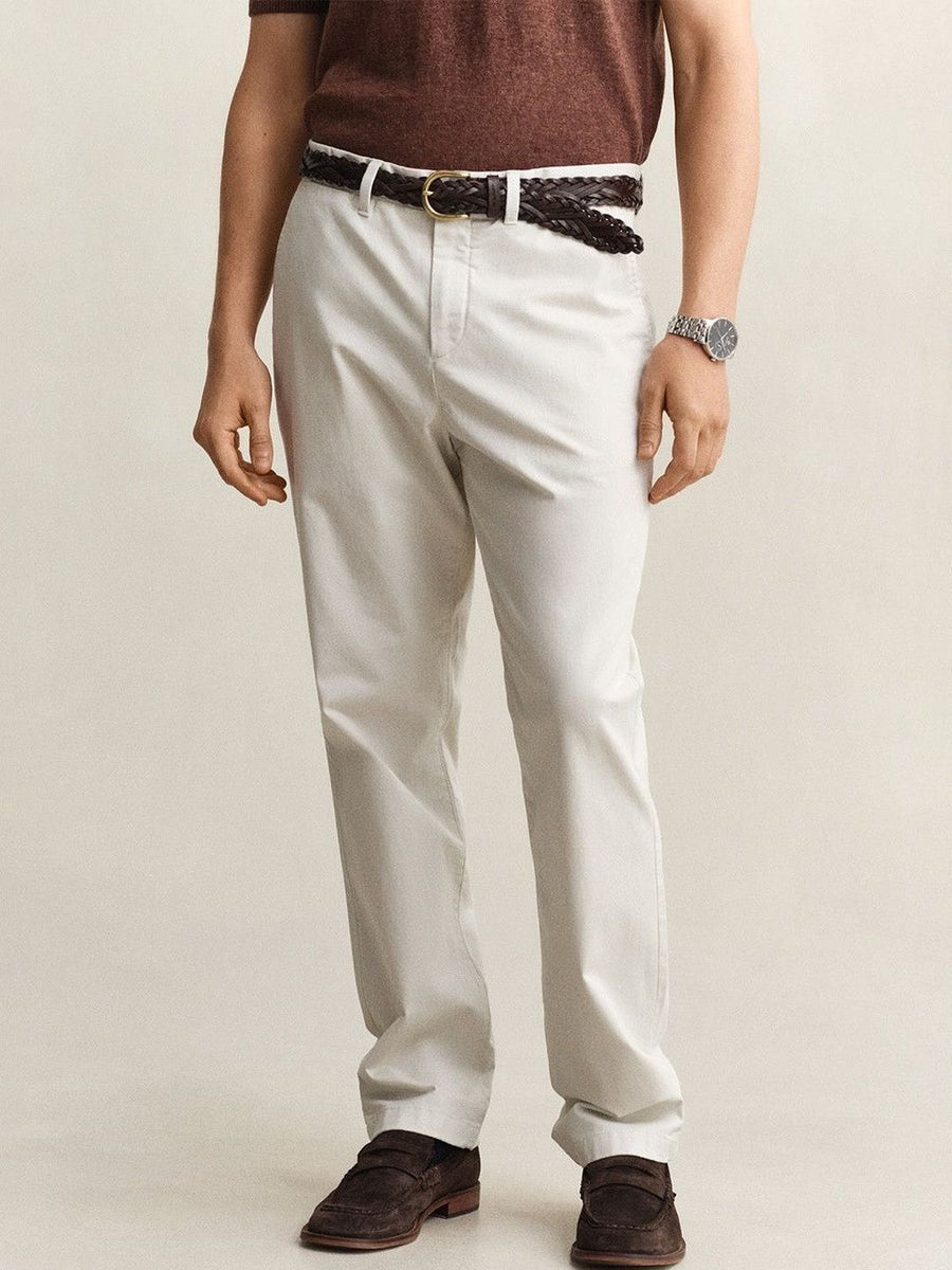 Gant Men Off White Solid Stretchable Regular Fit Trouser
