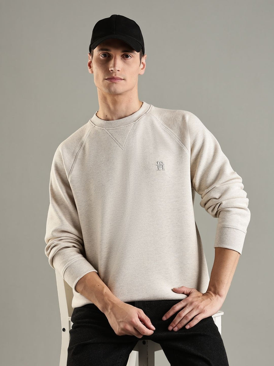 Tommy Hilfiger Men Solid Round Neck Regular Pullover Sweatshirt