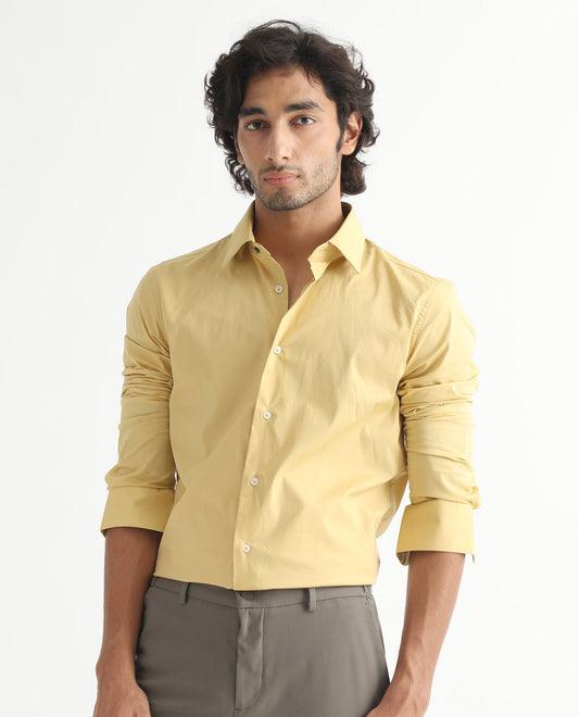 Rare Rabbit Men's Neutons Light Yellow Cotton Plain Regular Fit Full Sleeve Collared Shirt