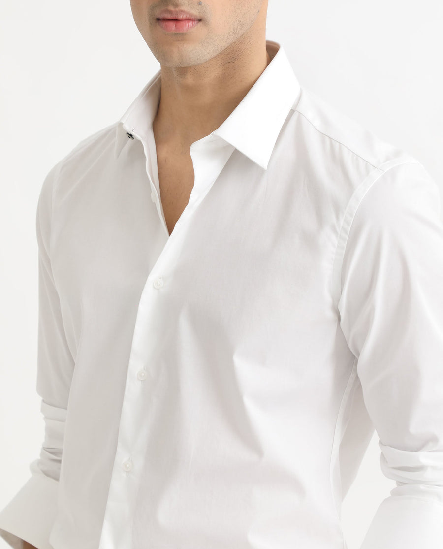 Rare Rabbit Men's Neutons White Cotton Plain Regular Fit Full Sleeve Collared Shirt