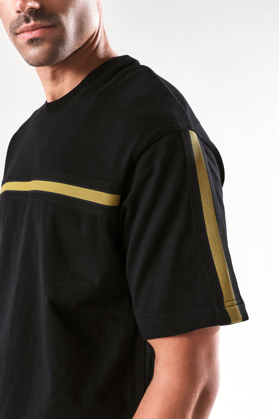 Rare Rabbit Men's Newnon-T Black Cotton Printed Boxy Fit Half Sleeve Crew Neck T-Shirt
