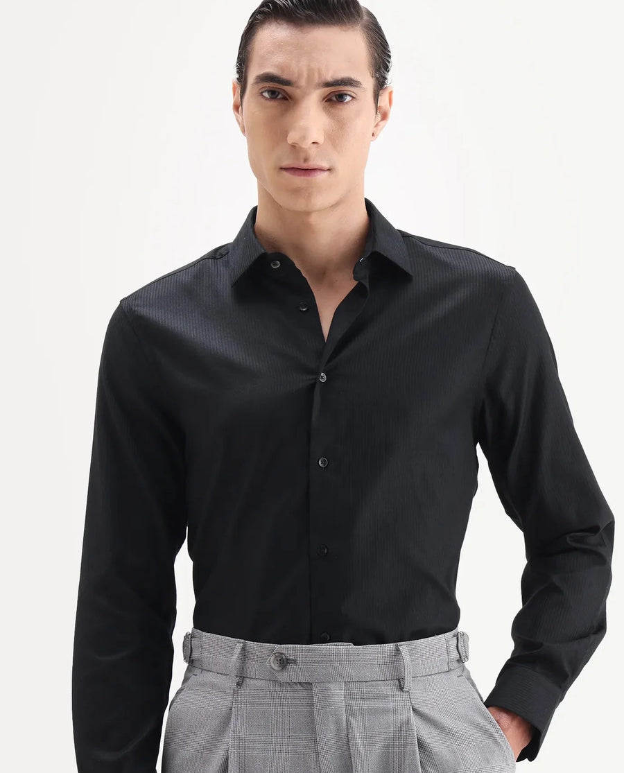 Rare Rabbit Men's Novo-25 Black Cotton Fabric Spread Collar Regular Plain Shirt