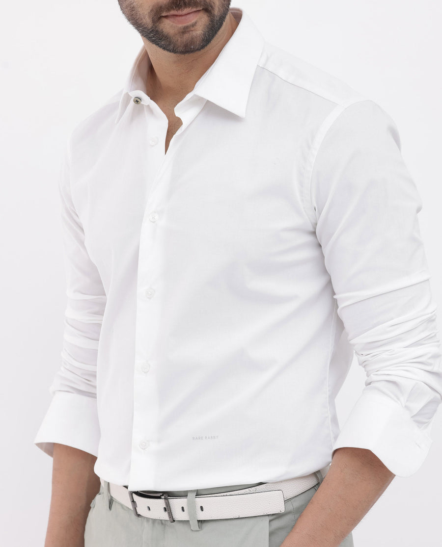 Rare Rabbit Men's Neutron 8 White Cotton Plain Regular Fit Full Sleeve Collared Shirt