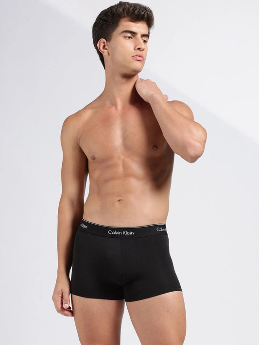 Calvin Klein Underwear Pack of 3 Cotton Blend Solid Trunks