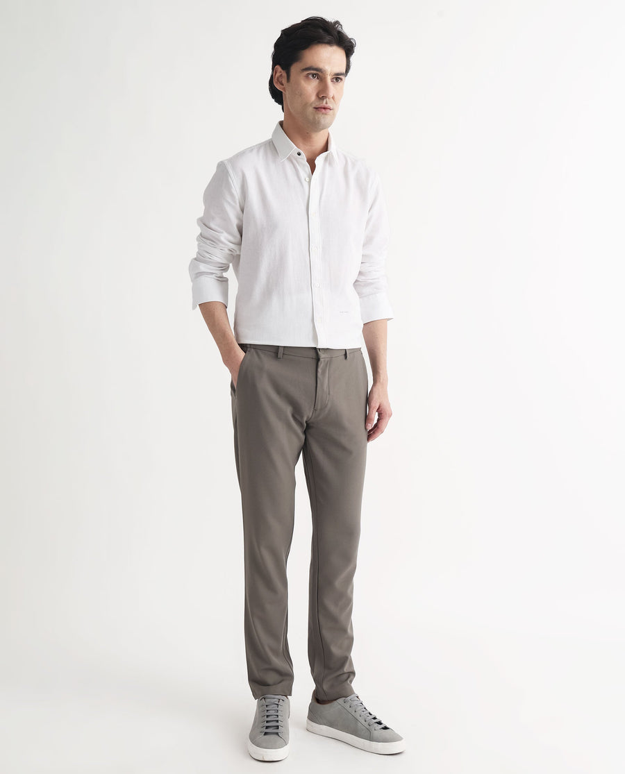 Rare Rabbit Men's Otago White Cotton Plain Regular Fit Full Sleeve Collared Shirt