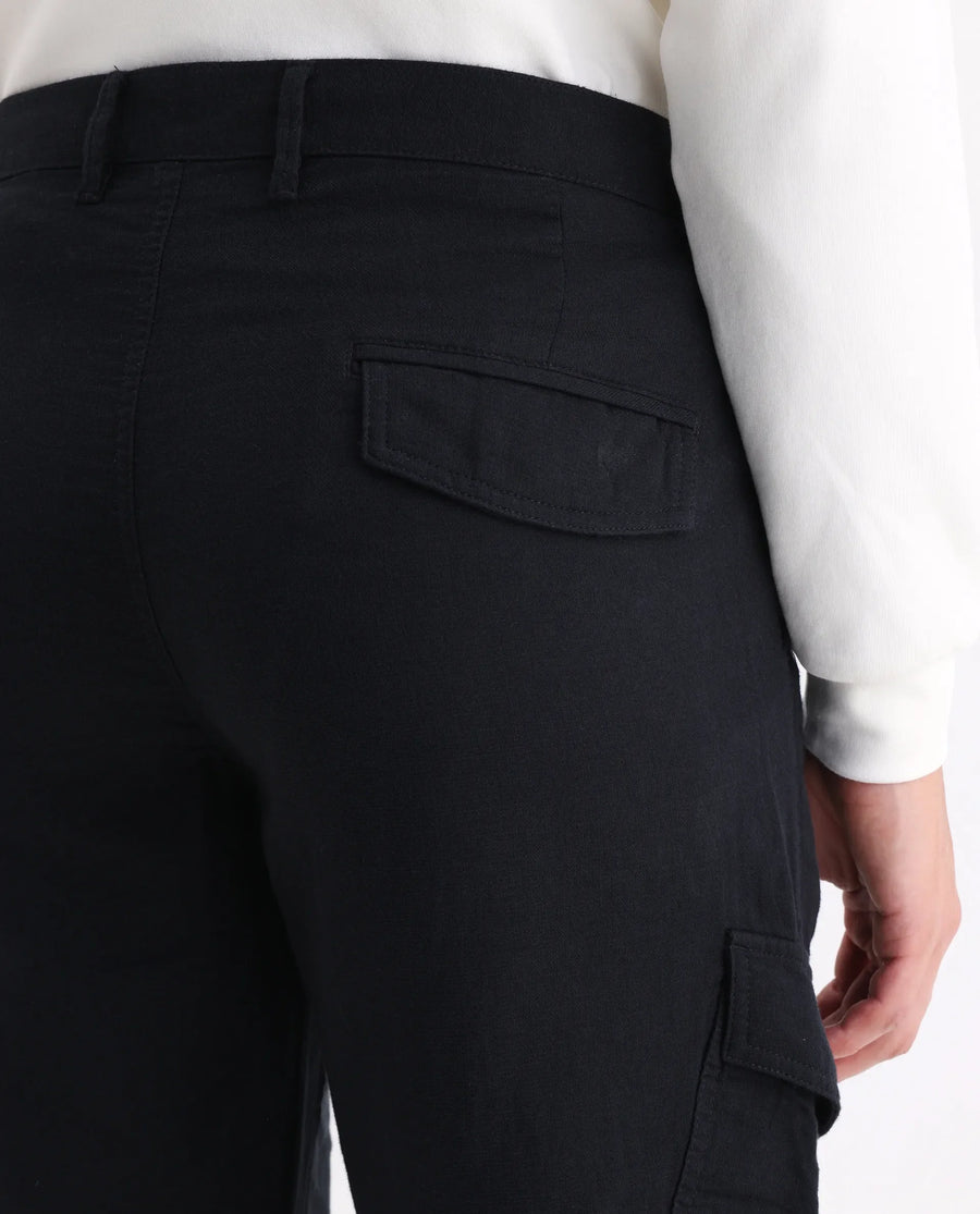 Rare Rabbit Men's Presso 25 Black Cotton Plain Relaxed Fit Trouser