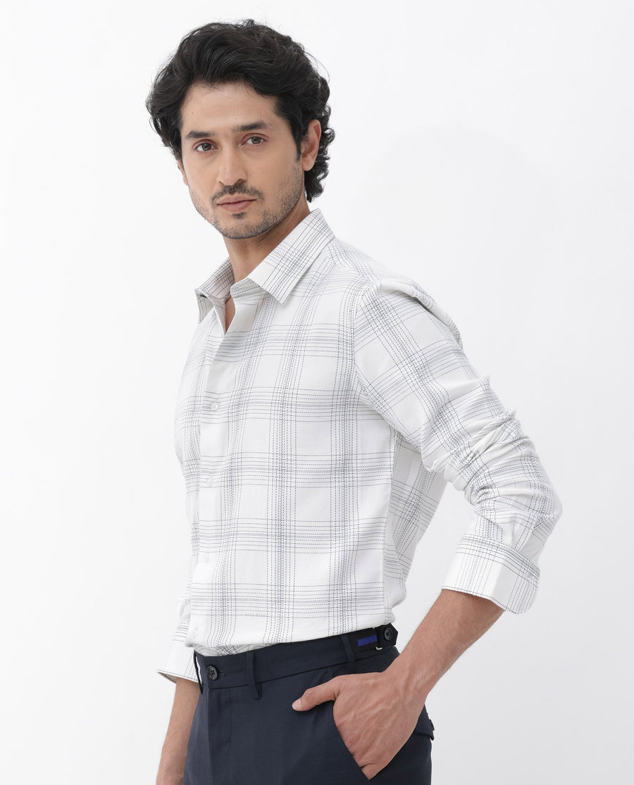 Rare Rabbit Men's Raul White Cotton Checked Print Regular Fit Full Sleeve Collared Shirt